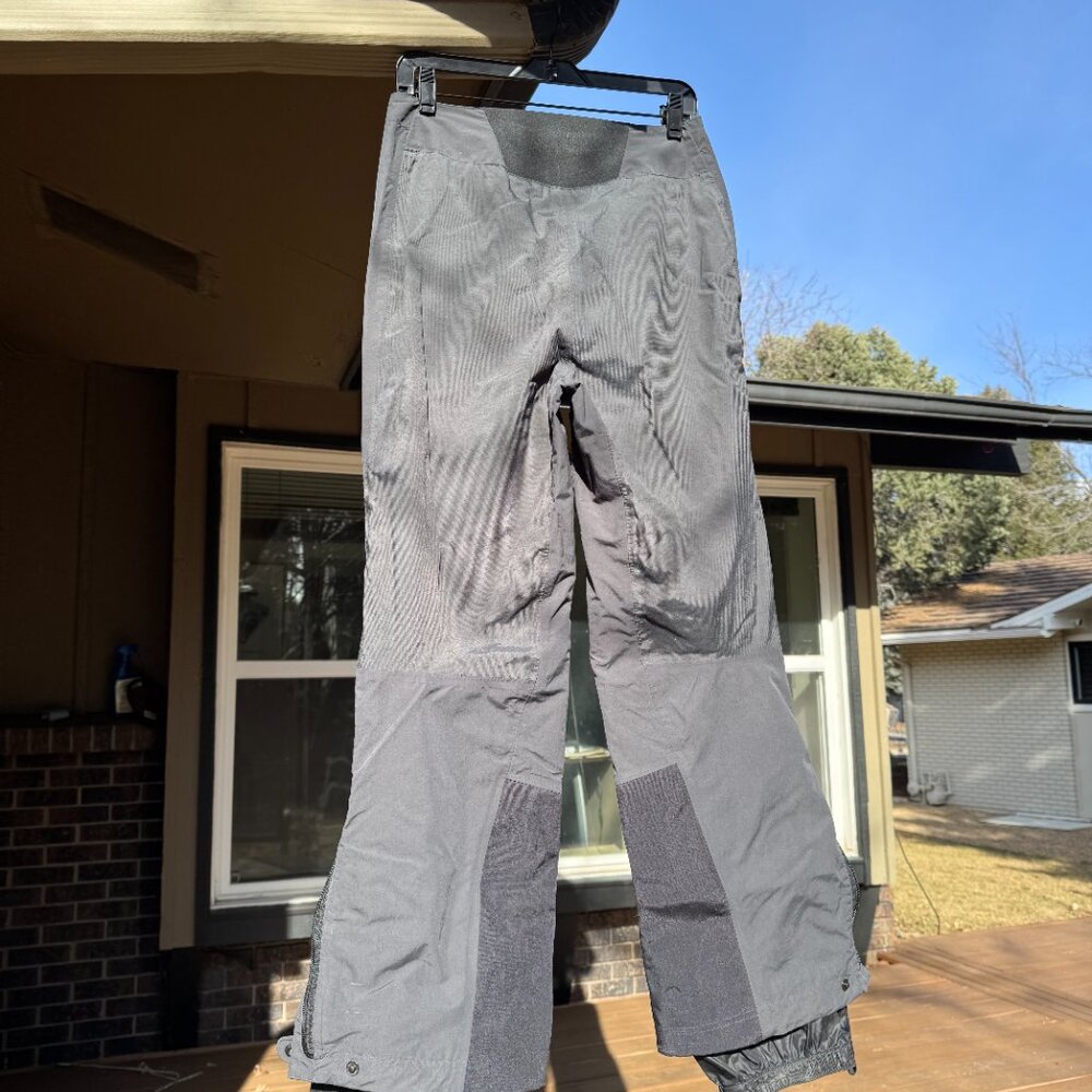 Mountain Hardware Ski Pants - image 3